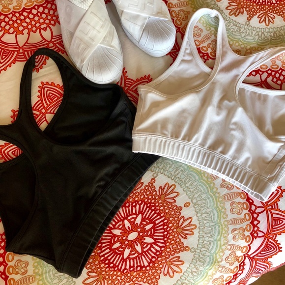 Adidas Bundle (2) Racerback Jog Top - Picture 4 of 6